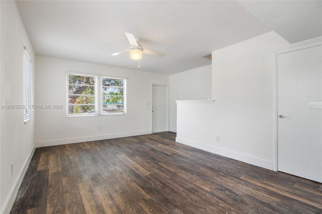 En Renta: $3,950 (3 camas, 2 baños, 1450 Pies cuadrados)
