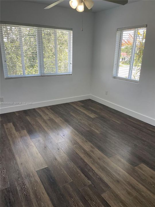 En Renta: $3,950 (3 camas, 2 baños, 1450 Pies cuadrados)