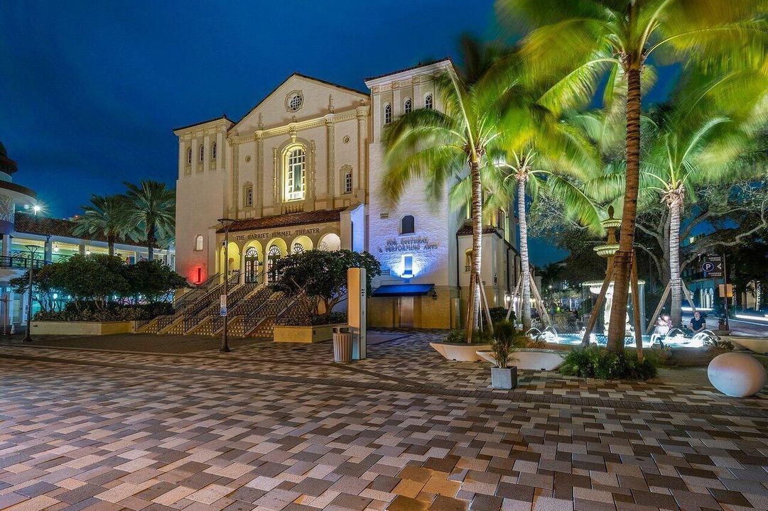 CityPlace, Harriet Himmel Theater