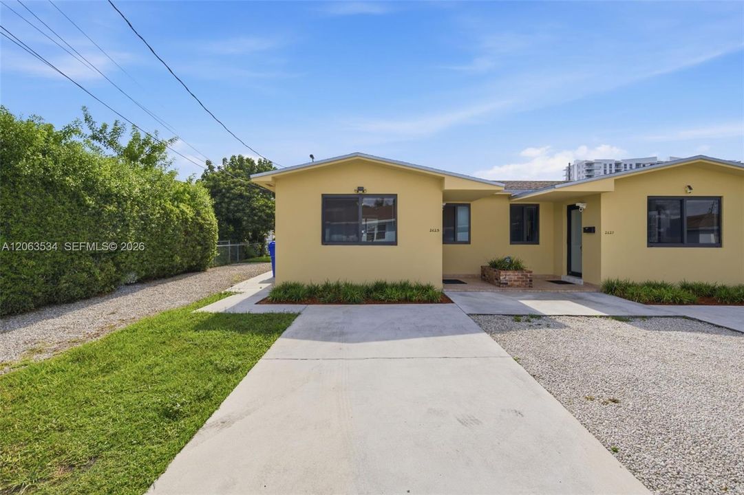 В аренду: $2,450 (1 спален, 1 ванн, 1344 Квадратных фут)