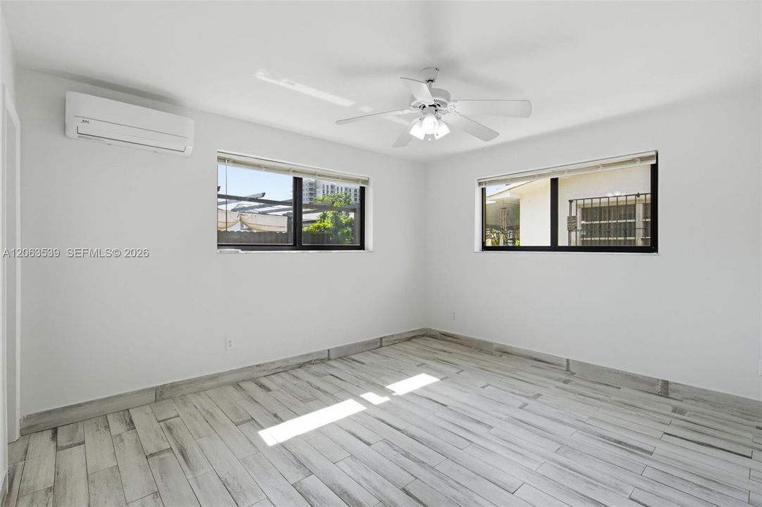 В аренду: $2,450 (1 спален, 1 ванн, 1344 Квадратных фут)
