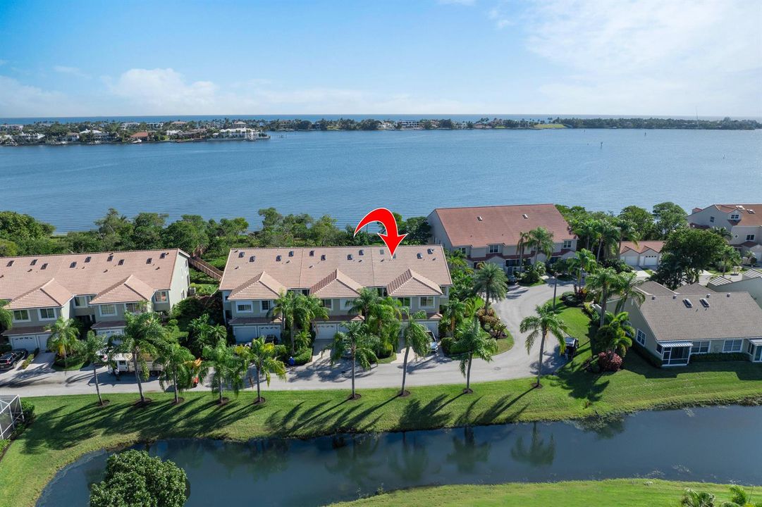 88 N Lakeshore Dr