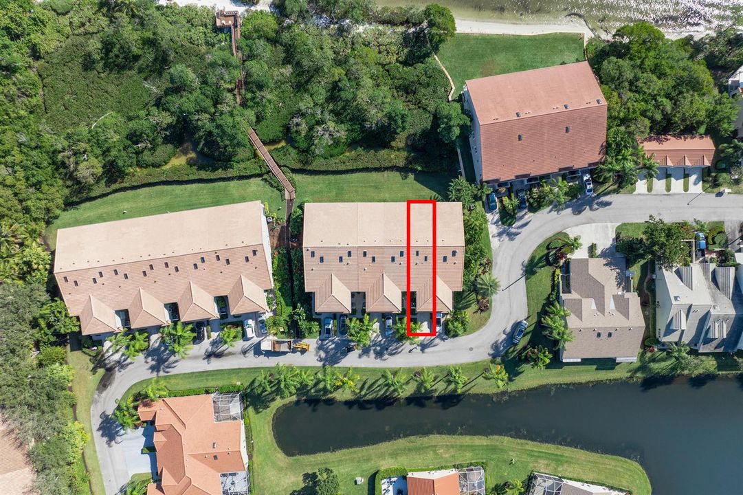 88 N Lakeshore Dr