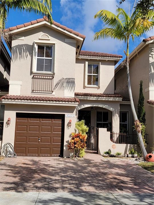 En Venta: $625,000 (3 camas, 2 baños, 1476 Pies cuadrados)