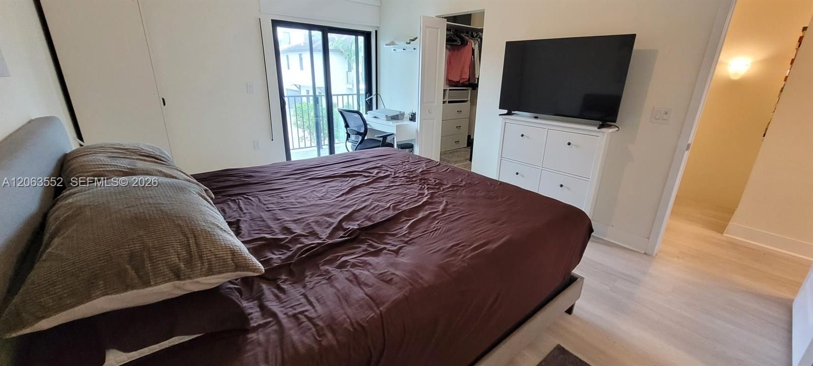 For Sale: $648,000 (3 beds, 2 baths, 1482 Square Feet)