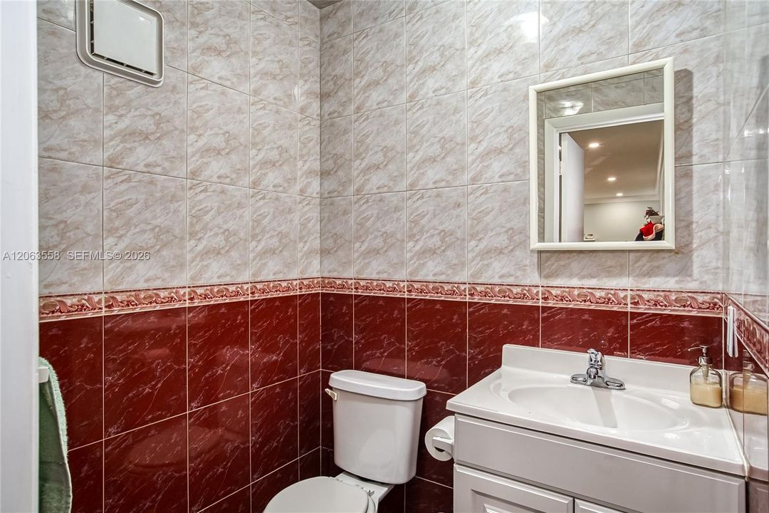 В аренду: $2,500 (1 спален, 1 ванн, 0 Квадратных фут)