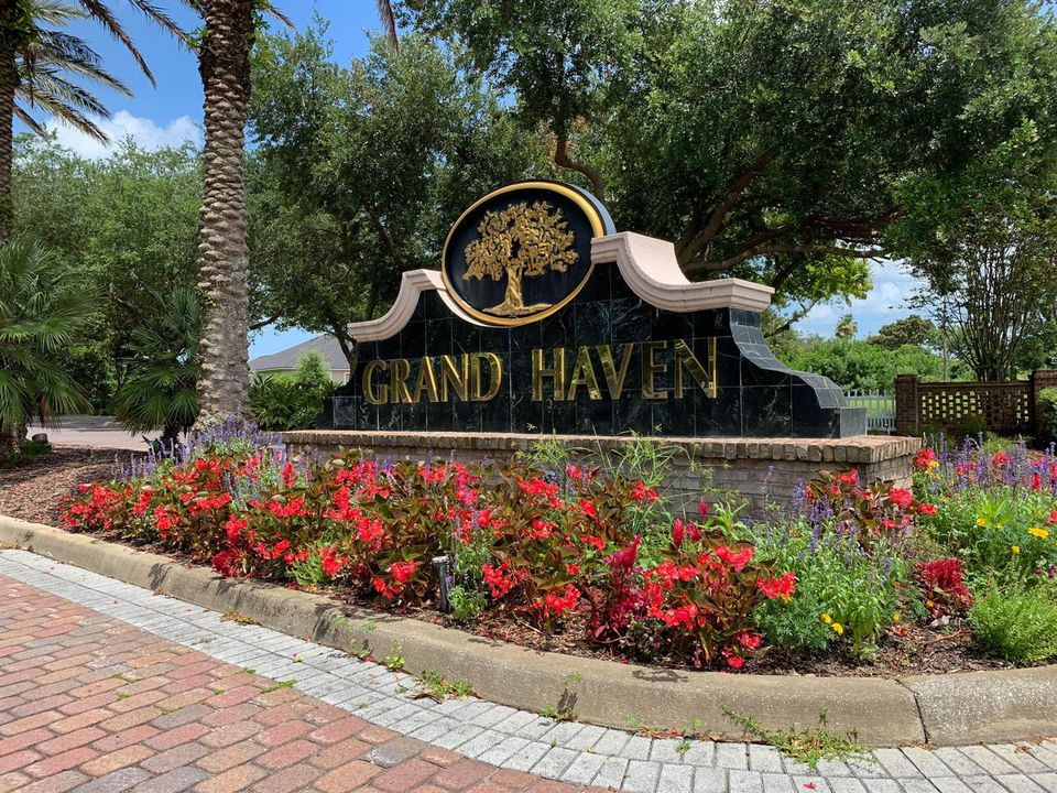 53-web-or-mls-10 River Park Dr N-53