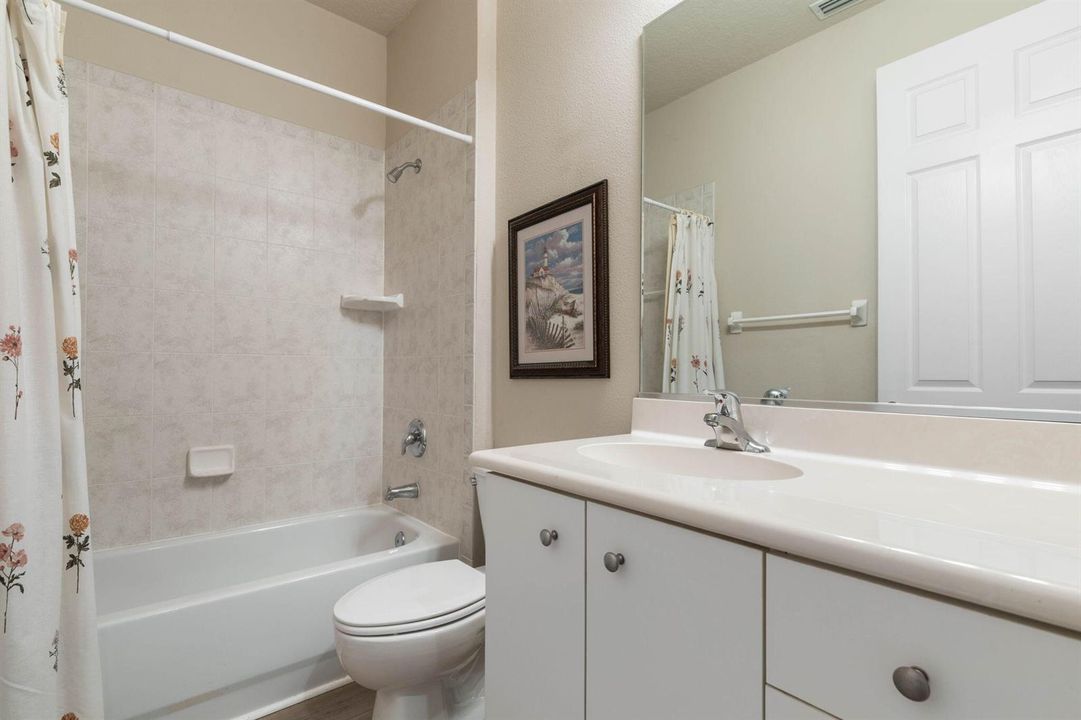 33-web-or-mls-10 River Park Dr N-33