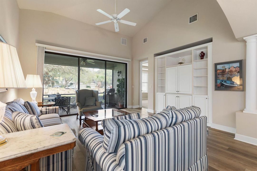 9-web-or-mls-10 River Park Dr N-9