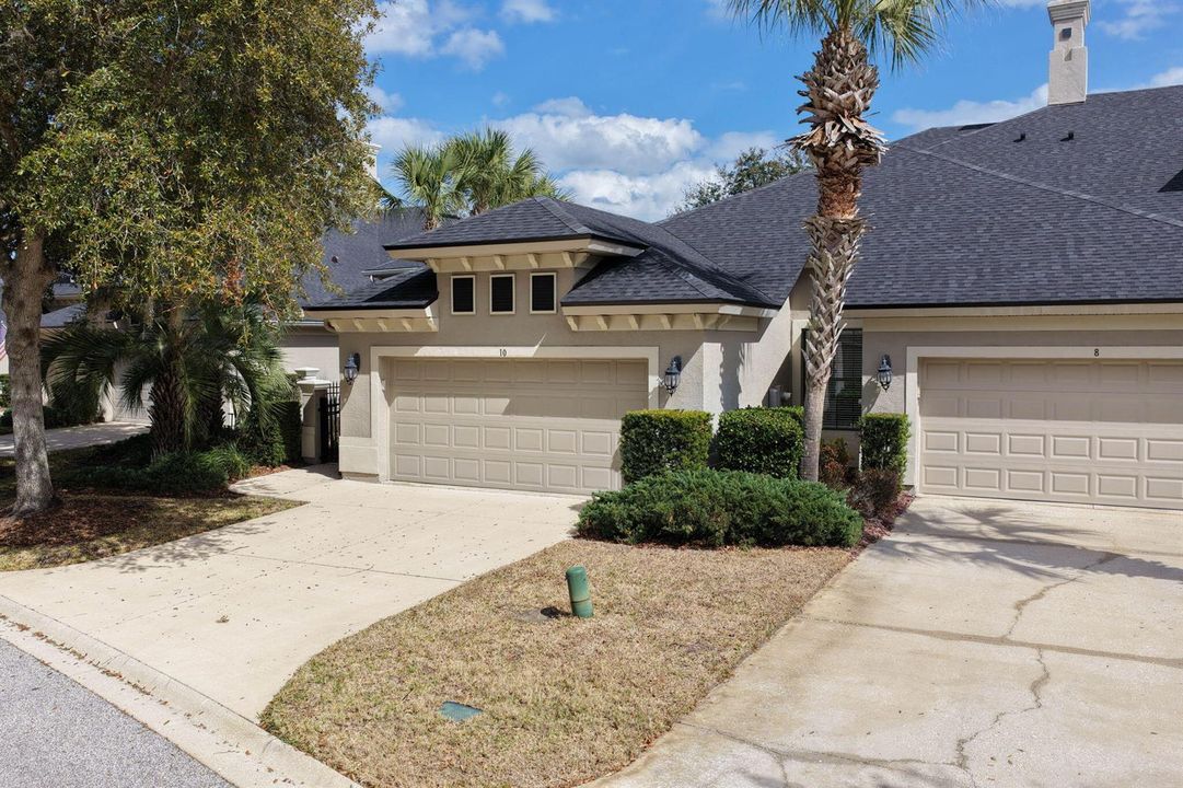 42-web-or-mls-10 River Park Dr N-42