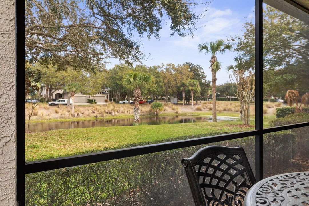 38-web-or-mls-10 River Park Dr N-38