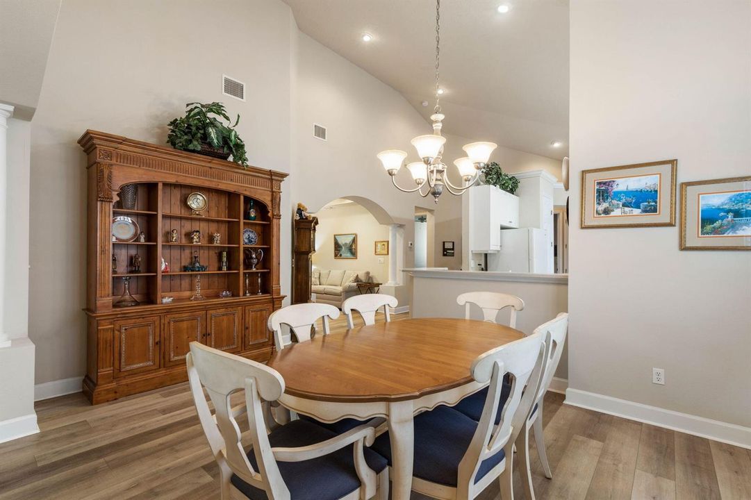 11-web-or-mls-10 River Park Dr N-11