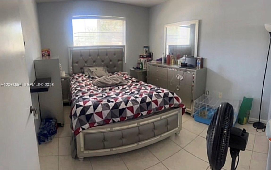 Activo con contrato: $270,000 (3 camas, 2 baños, 1092 Pies cuadrados)