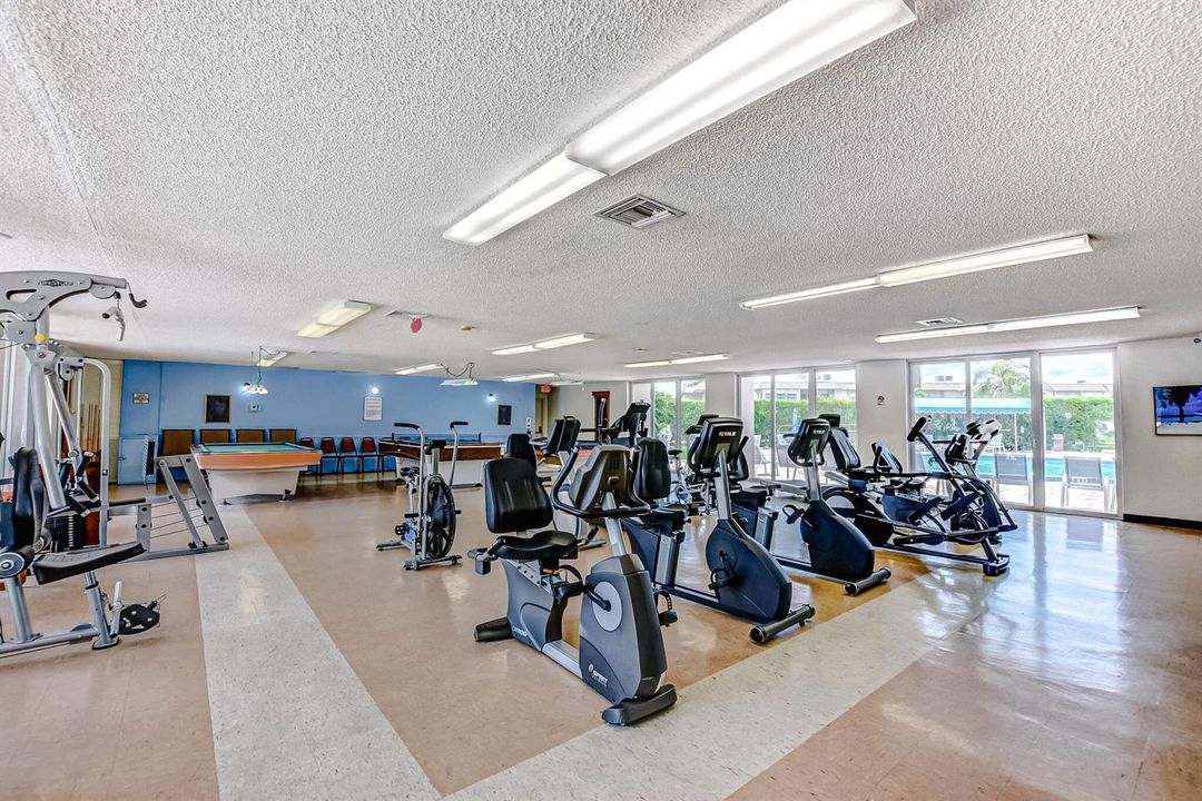 52-web-or-mls-Lakeside Village Palm Spri