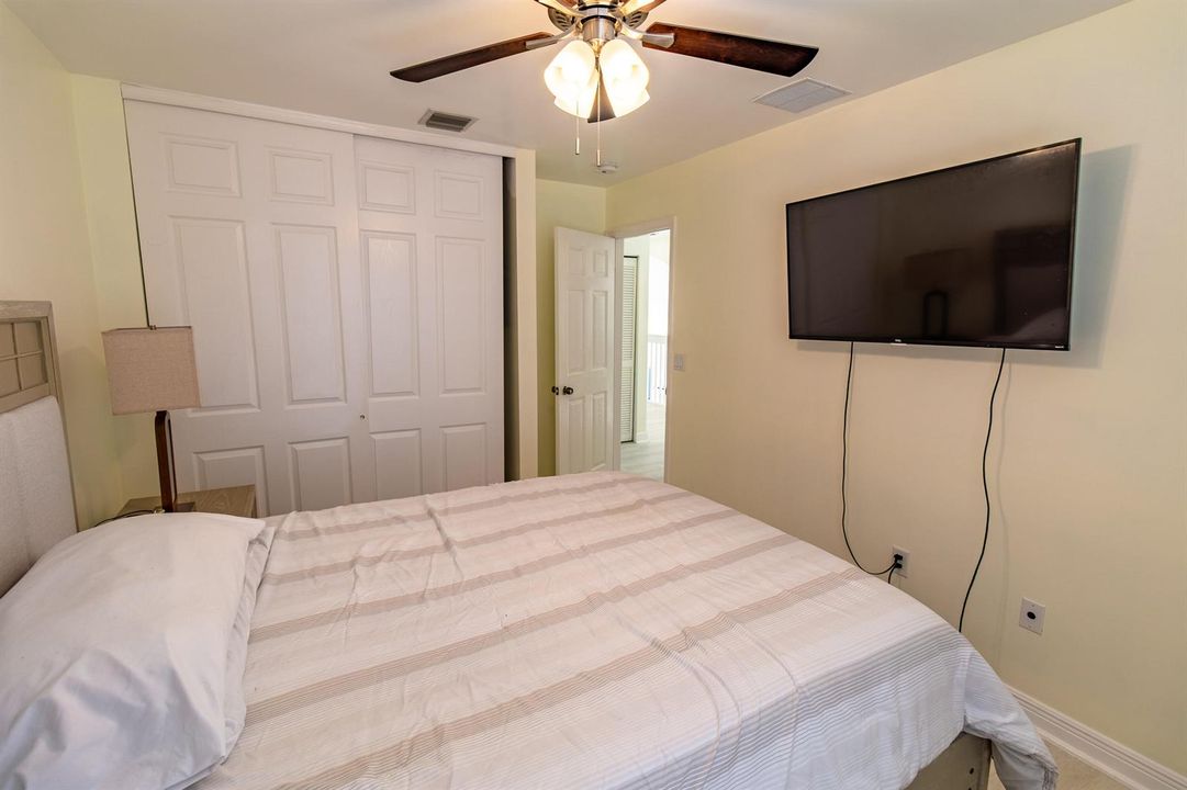 1534 Running Oak Ln-12