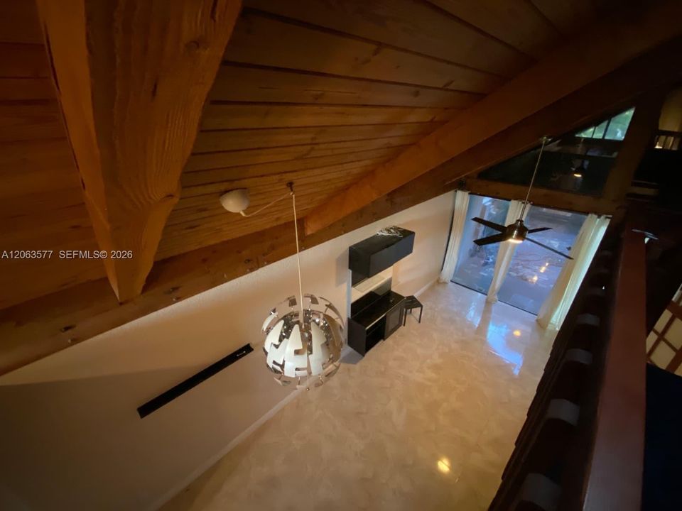 For Sale: $297,500 (2 beds, 2 baths, 1030 Square Feet)