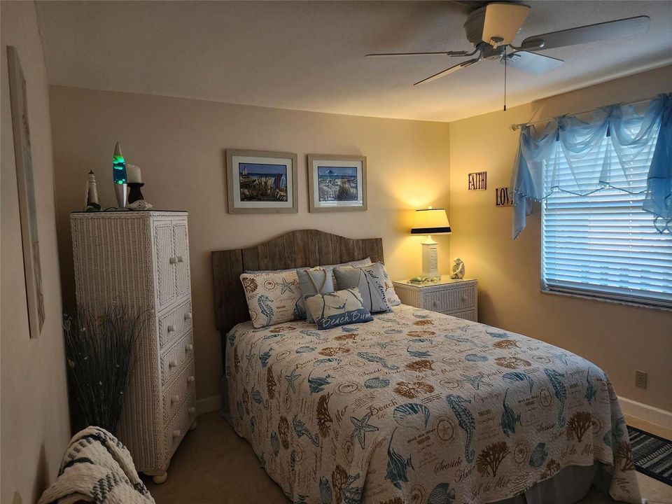 Guest bedroom