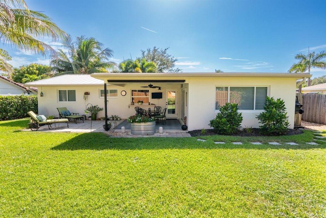 © Clark-2702 SW 6th Street-044