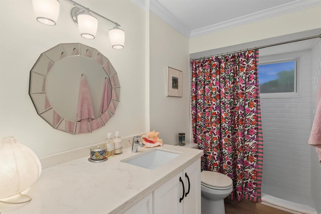 © Clark-2702 SW 6th Street-020