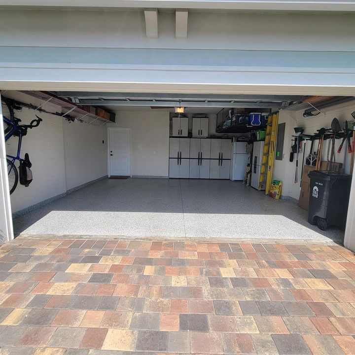 ATTACHED 2 CAR GARAGE