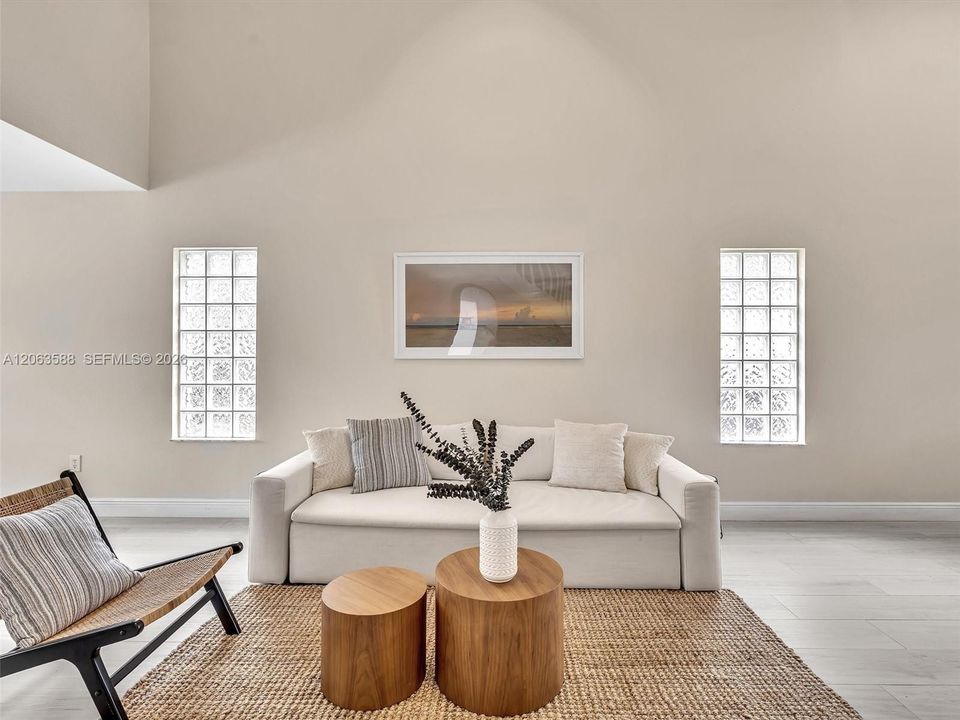 For Sale: $825,000 (3 beds, 2 baths, 1994 Square Feet)