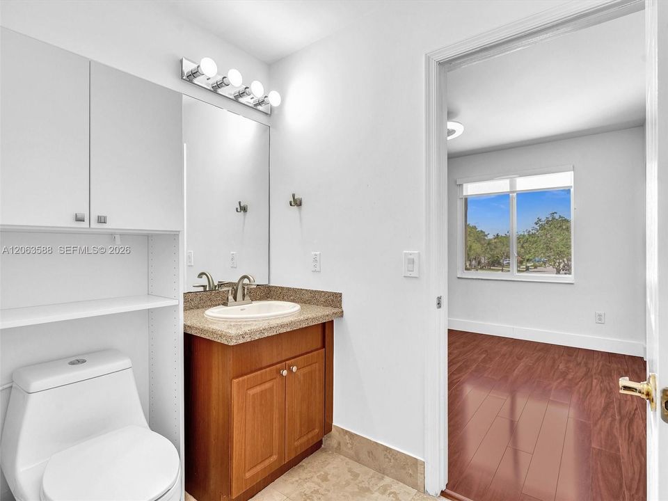 For Sale: $825,000 (3 beds, 2 baths, 1994 Square Feet)