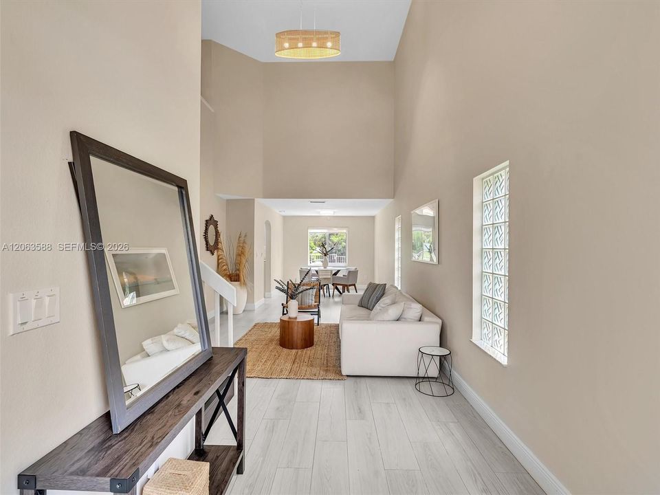 For Sale: $825,000 (3 beds, 2 baths, 1994 Square Feet)