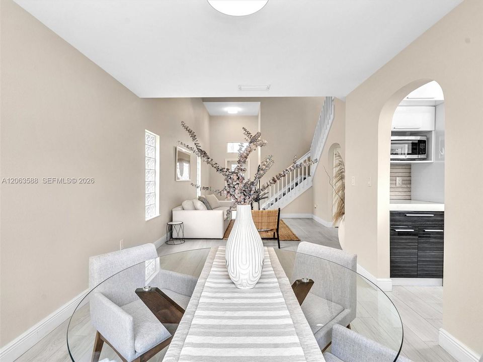 For Sale: $825,000 (3 beds, 2 baths, 1994 Square Feet)