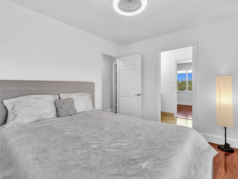 For Sale: $825,000 (3 beds, 2 baths, 1994 Square Feet)