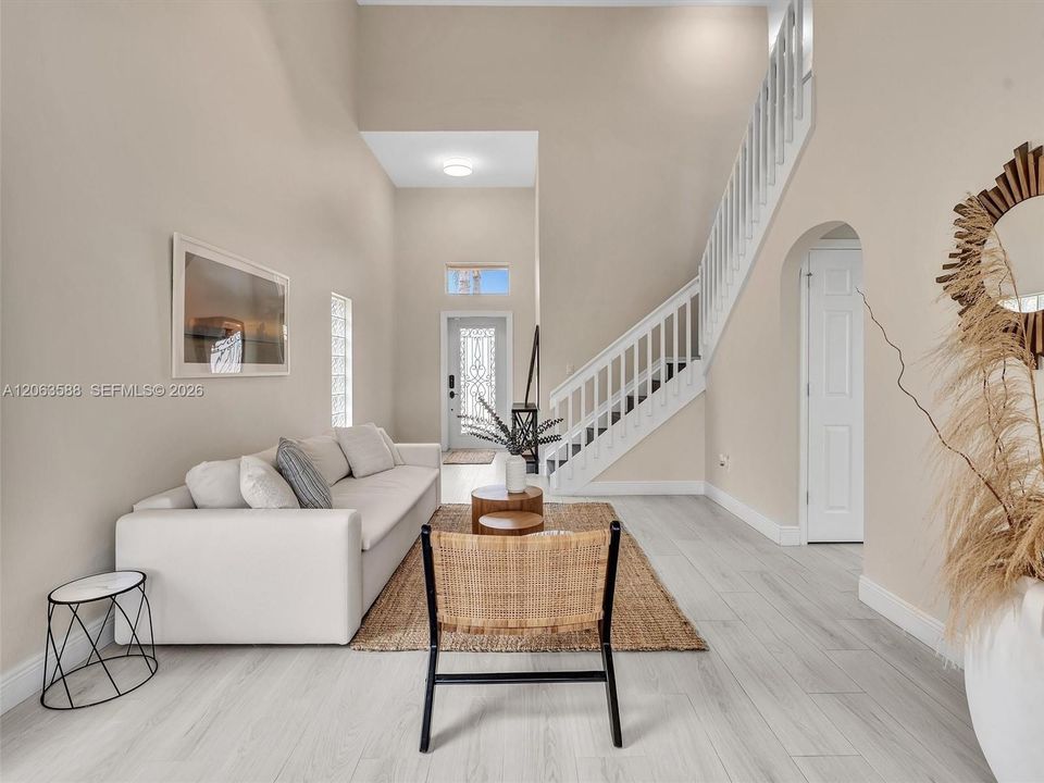 For Sale: $825,000 (3 beds, 2 baths, 1994 Square Feet)