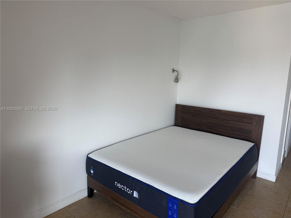 В аренду: $1,750 (0 спален, 1 ванн, 545 Квадратных фут)