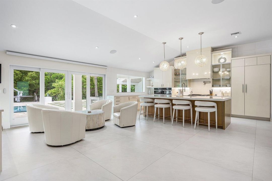013-11863LakeShorePlace-NorthPalmBeach-F