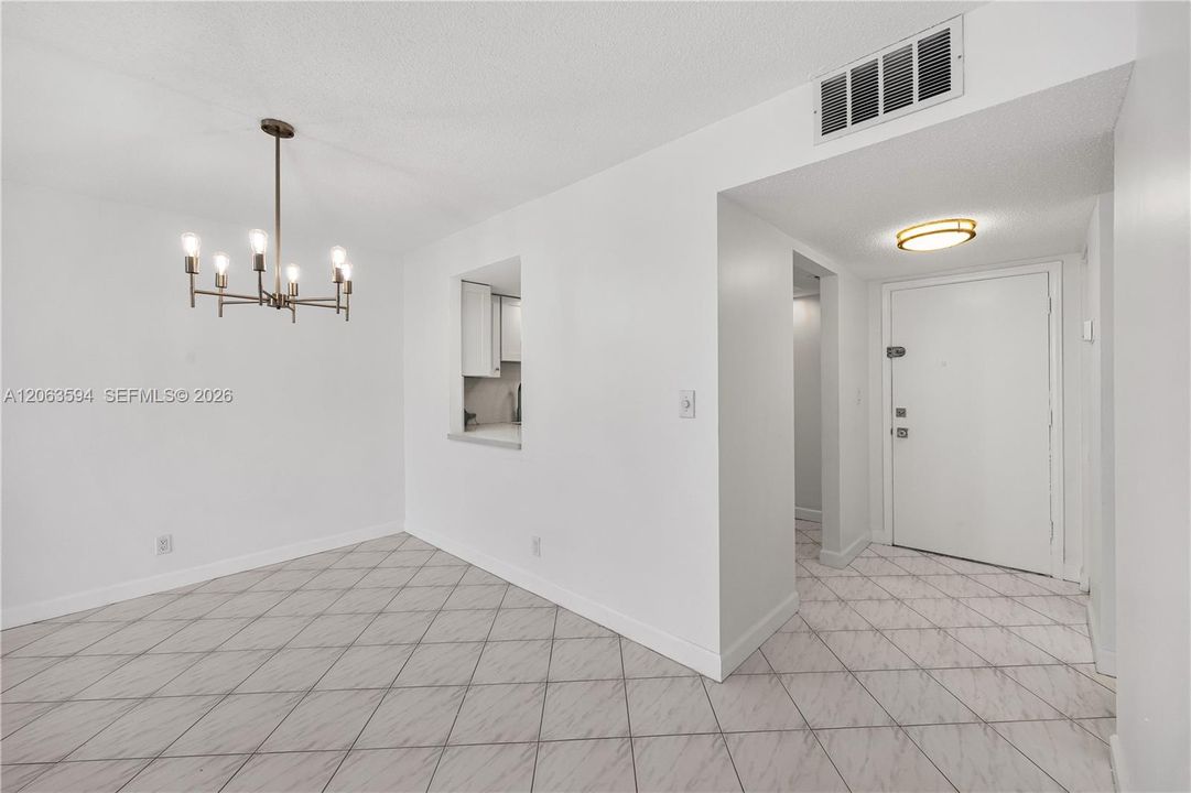 En Venta: $215,000 (1 camas, 1 baños, 780 Pies cuadrados)