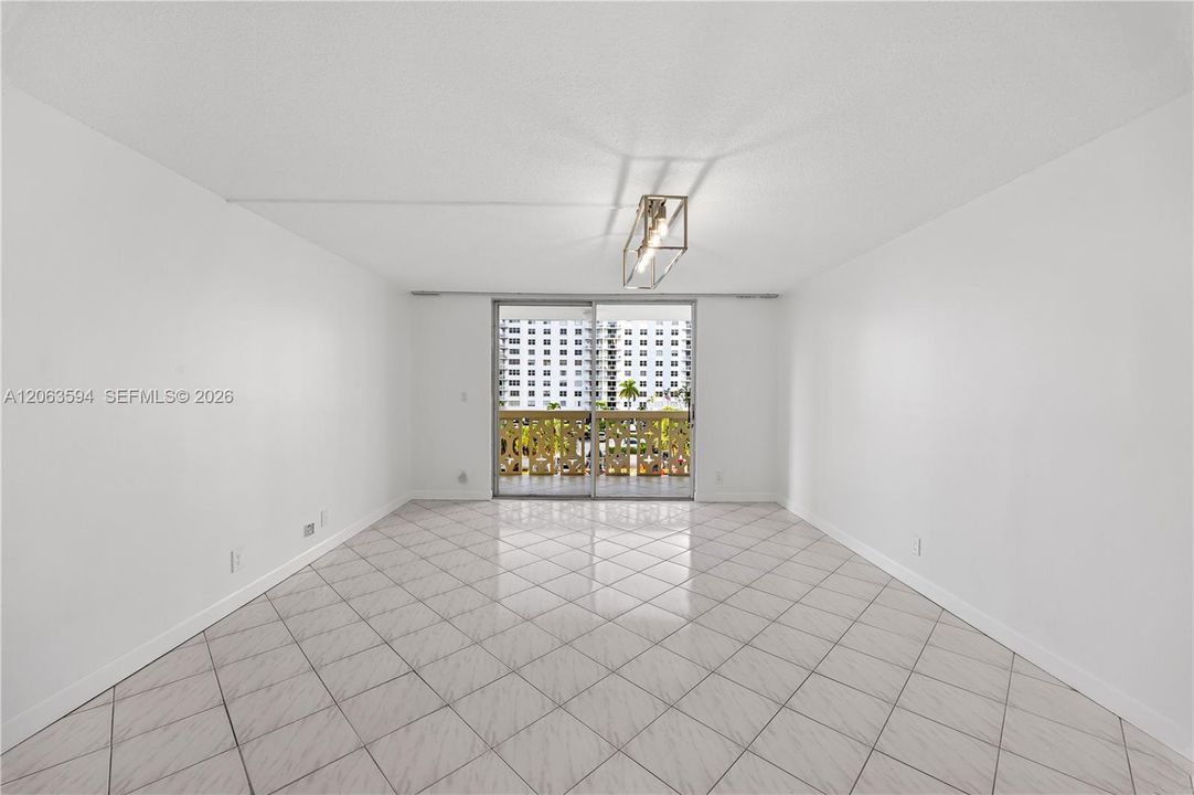 En Venta: $215,000 (1 camas, 1 baños, 780 Pies cuadrados)