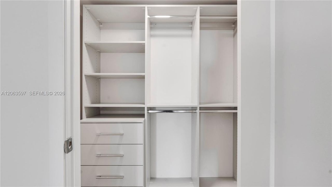 En Renta: $3,758 (1 camas, 1 baños, 1036 Pies cuadrados)