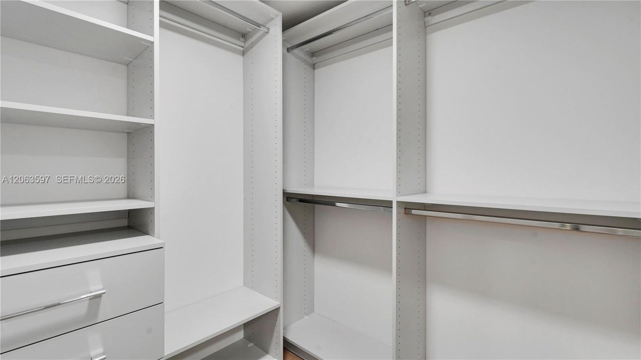 En Renta: $3,758 (1 camas, 1 baños, 1036 Pies cuadrados)