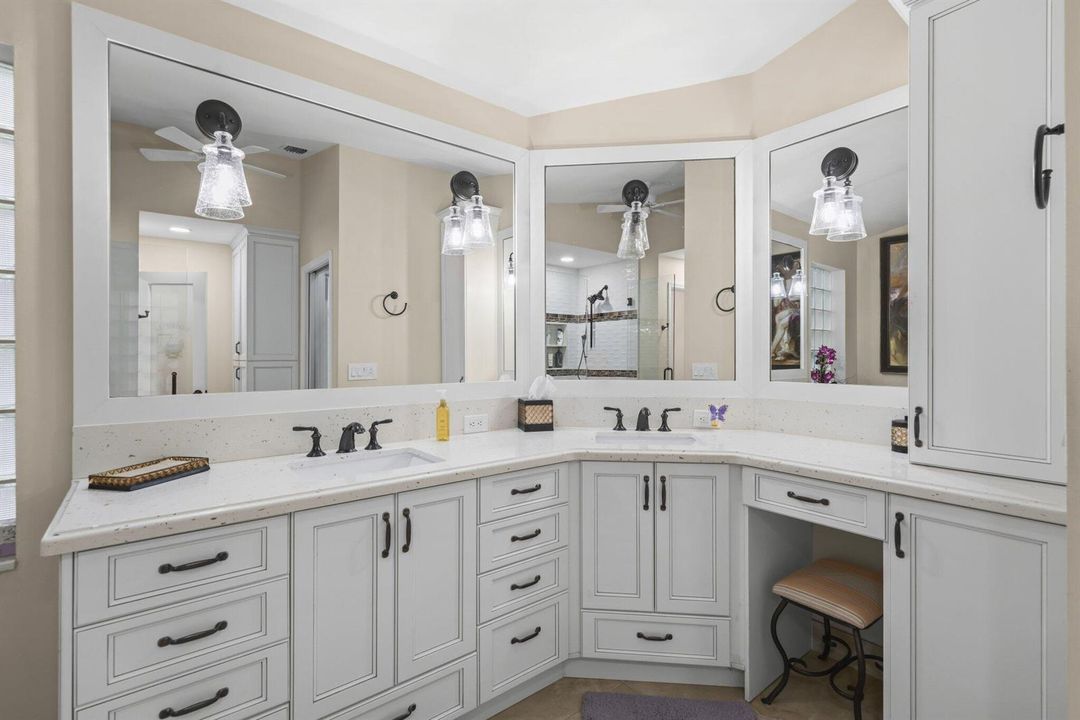 Double vanity
