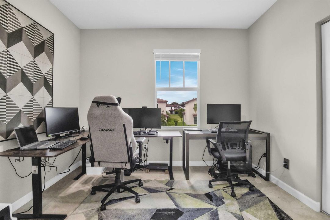 Bedroom 3 / Office