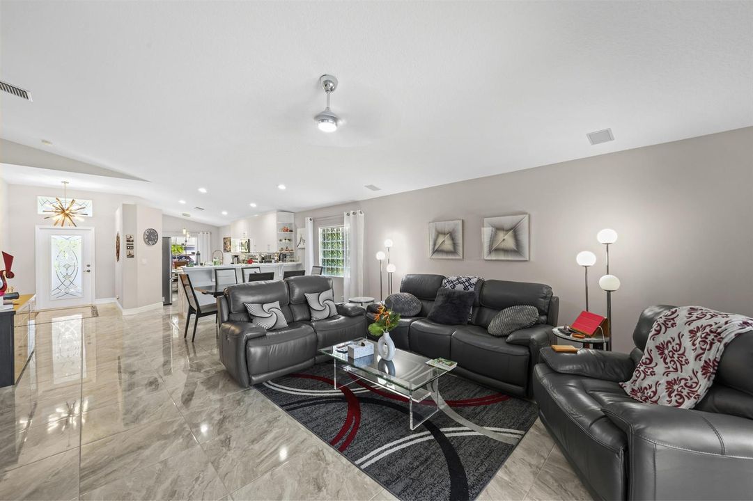 12035 Roma Road - 23.jpg-FULL