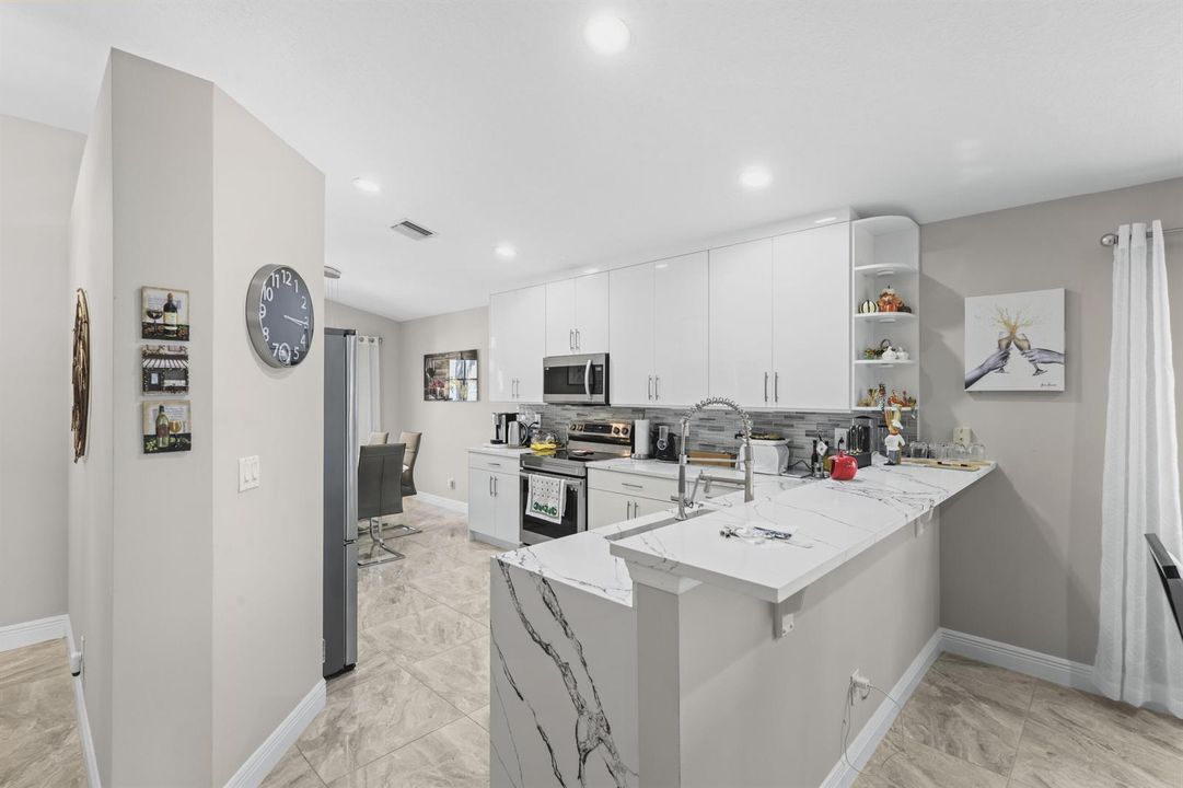 12035 Roma Road - 11.jpg-FULL