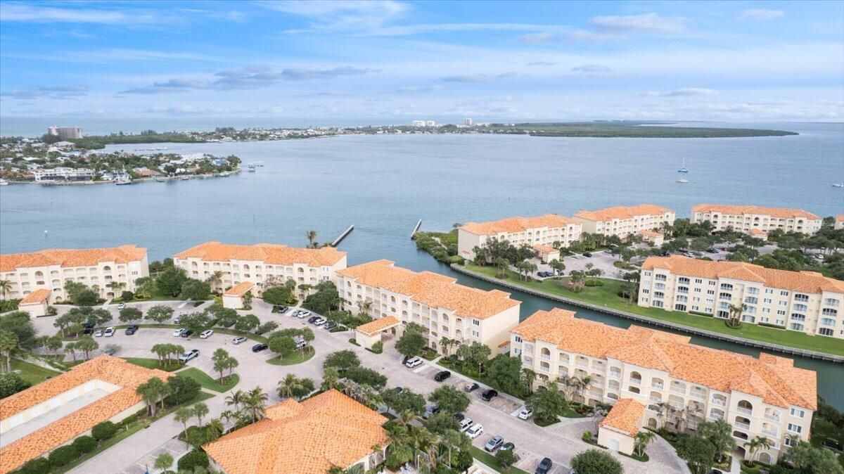 08-DJI_0022
