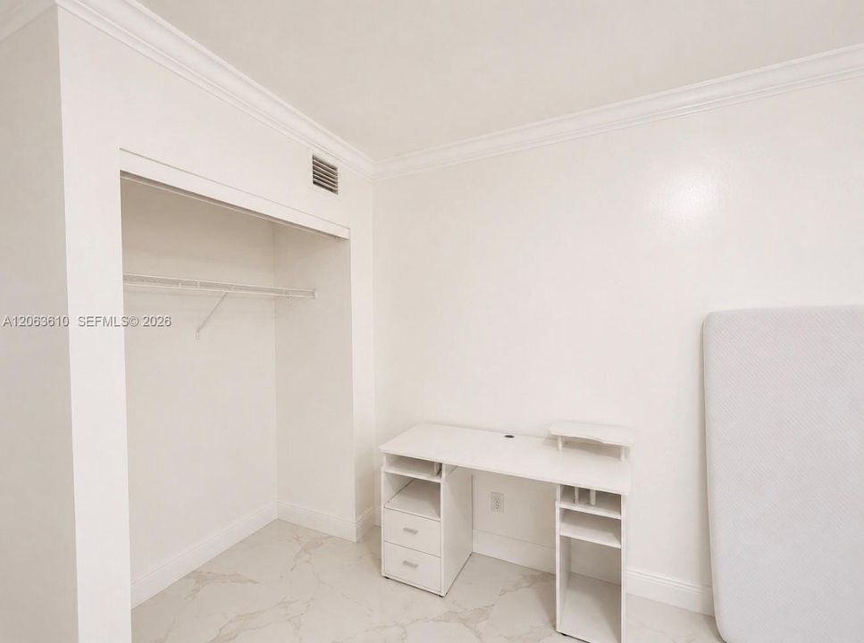 En Renta: $5,400 (5 camas, 5 baños, 1173 Pies cuadrados)