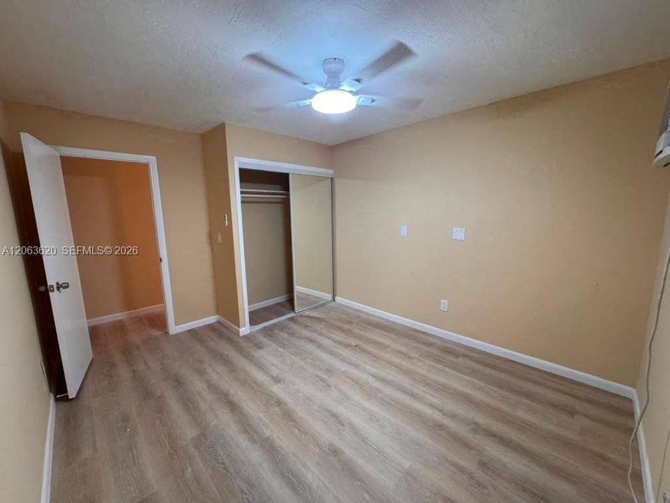 В аренду: $2,900 (3 спален, 2 ванн, 1070 Квадратных фут)