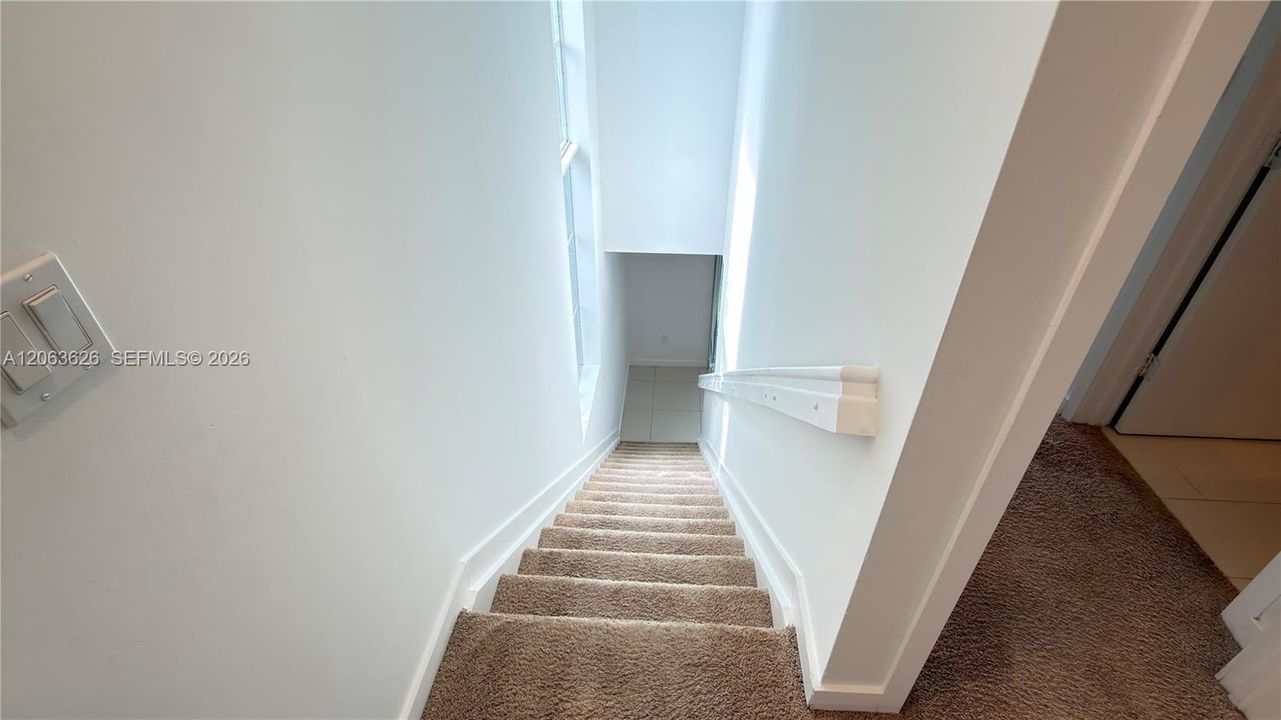 For Sale: $340,000 (3 beds, 2 baths, 1360 Square Feet)