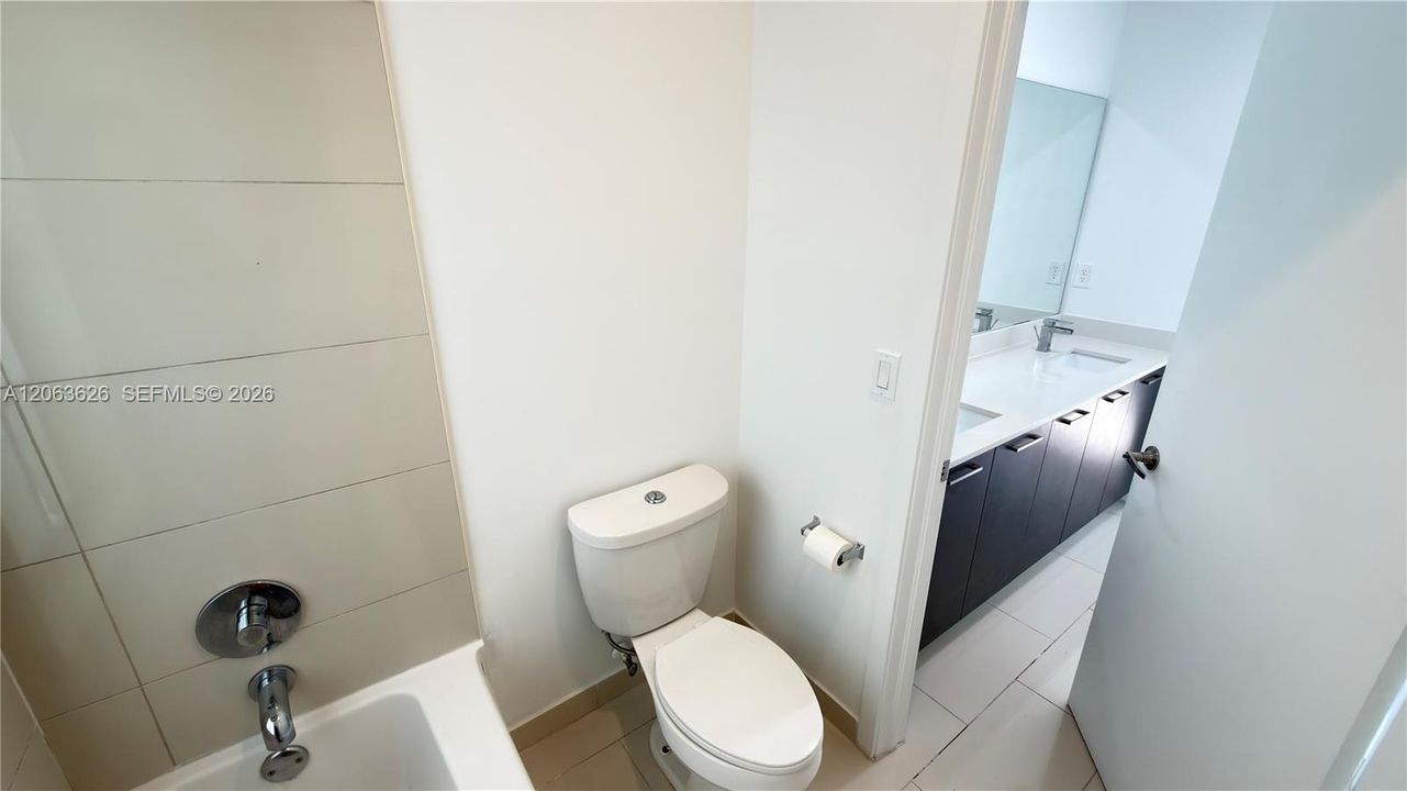 For Sale: $340,000 (3 beds, 2 baths, 1360 Square Feet)