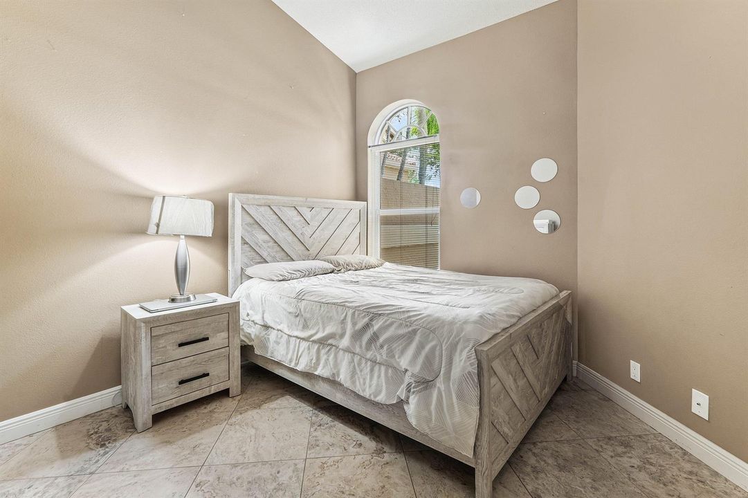 012-2201HeatherRunTerrace-PalmBeachGarde