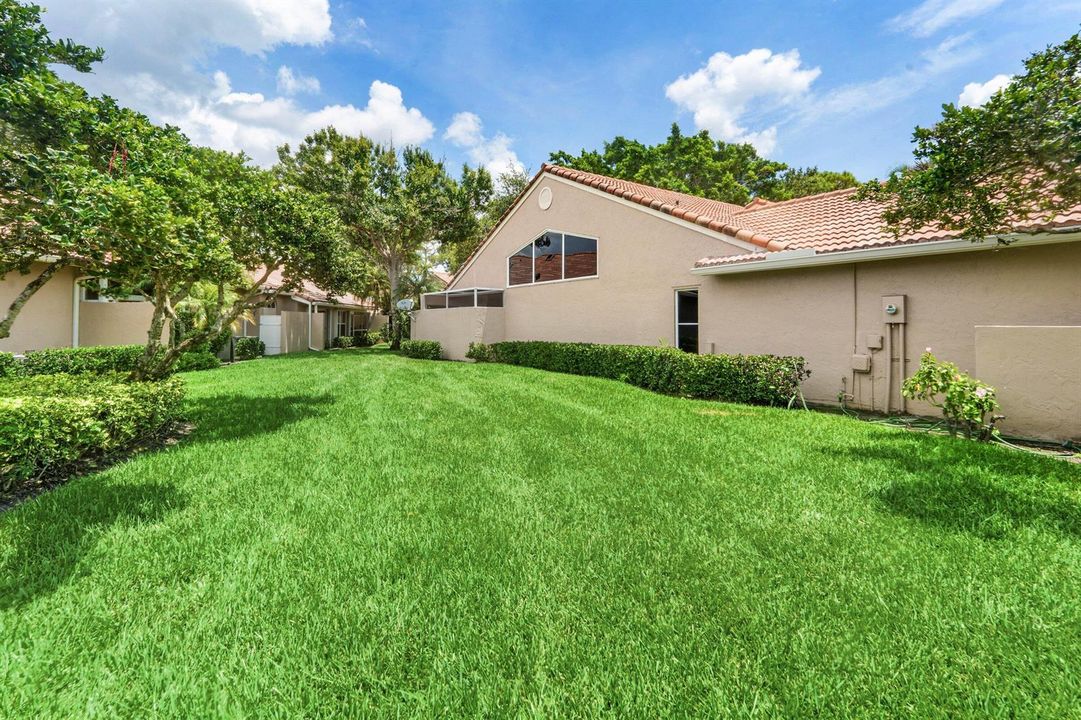 025-2201HeatherRunTerrace-PalmBeachGarde