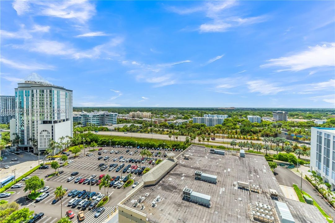 На продажу: $449,999 (2 спален, 2 ванн, 1150 Квадратных фут)