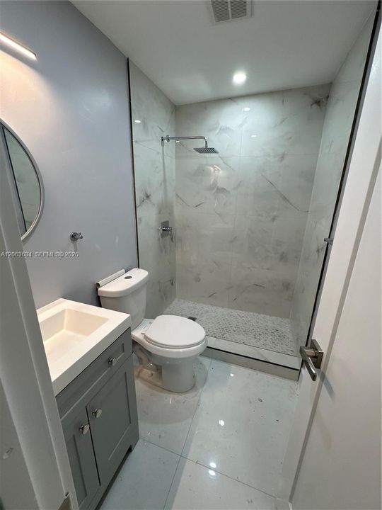 В аренду: $3,000 (3 спален, 2 ванн, 999 Квадратных фут)