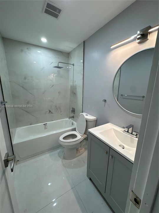В аренду: $3,000 (3 спален, 2 ванн, 999 Квадратных фут)